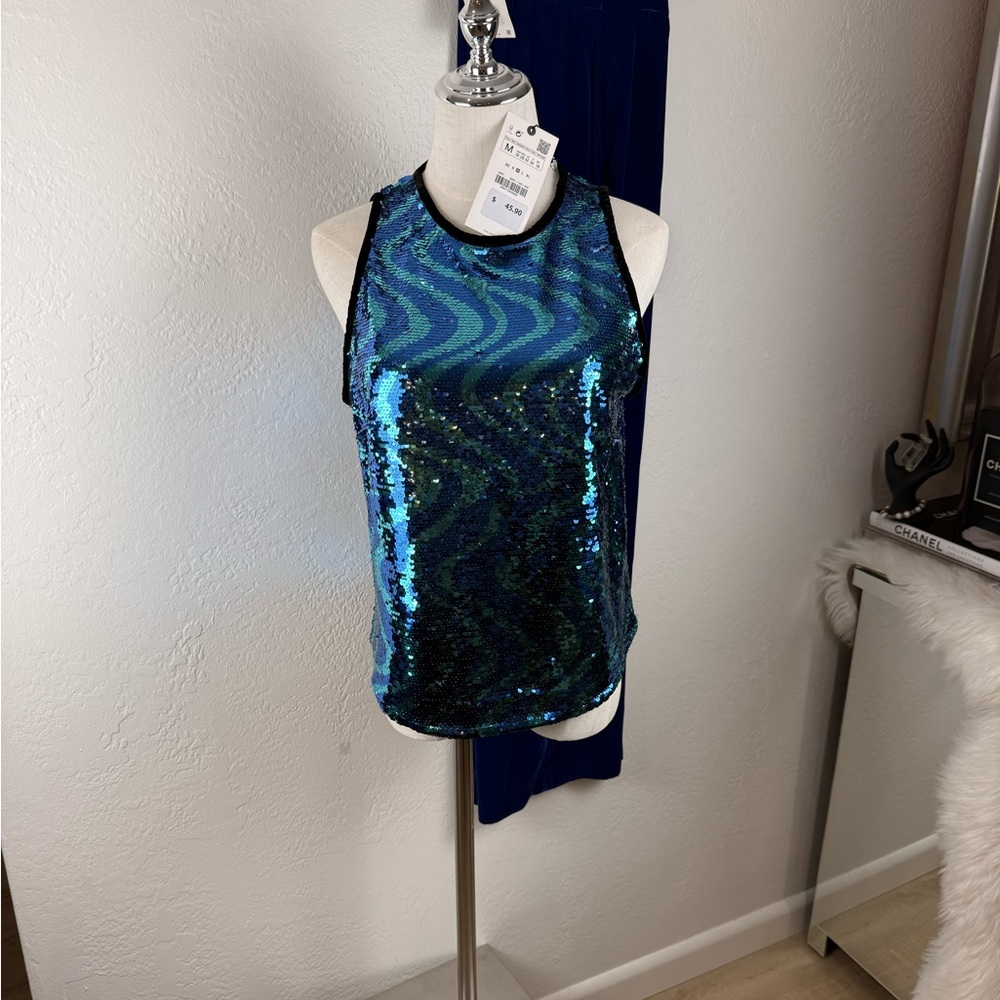 NWT ZARA 4 Pc, 1 Blazer & 1 Pant, 1 Sequin Cami,1 Velvet Cami/Boutique Ensemble - Picture 3 of 16